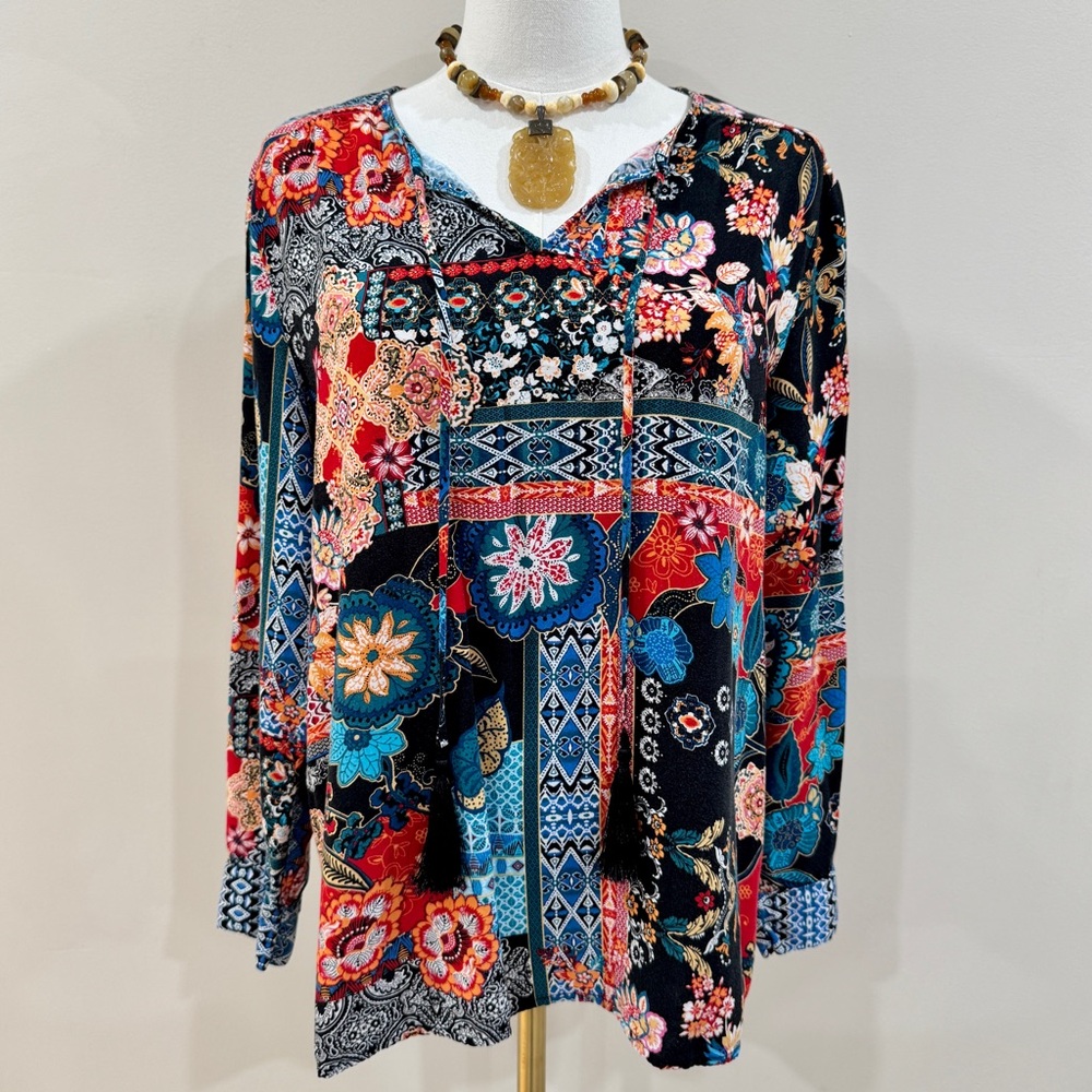 Laurel Grey Boho Floral Patchwork Print Top Tassel Tie Size M Maximalist